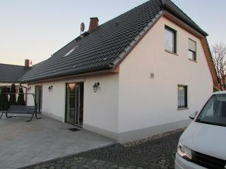 Verkauft: Einfamilienhaus mit Pool, 39245 bei Gommern