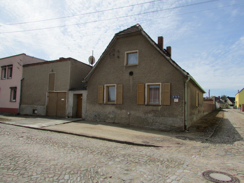 Verkauft: Einfamilienhaus auf Eckgrundstück, 39221 Großmühlingen (Bördeland)