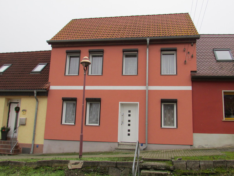 Verkauft: Saniertes Reihenmittelhaus in Nienburg